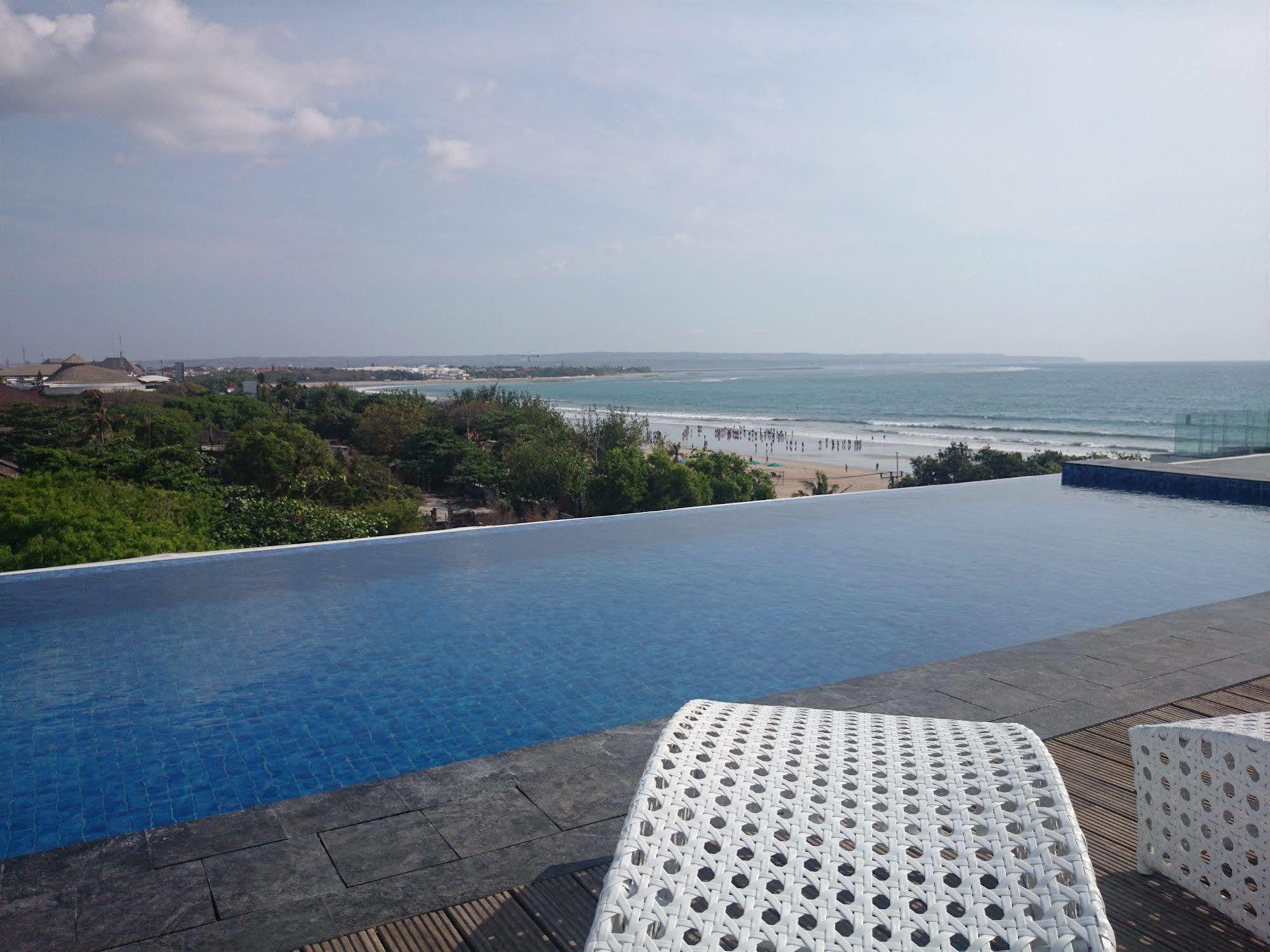 Citadines Kuta Beach Bali Exterior photo